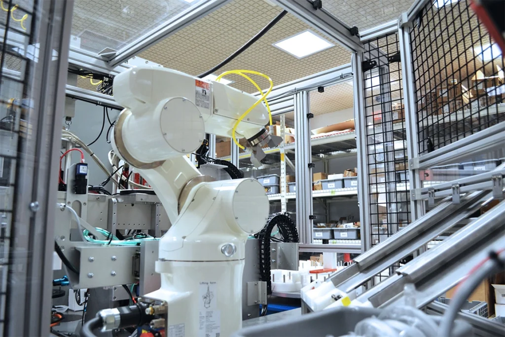 Compact cobots for manufacturing applications